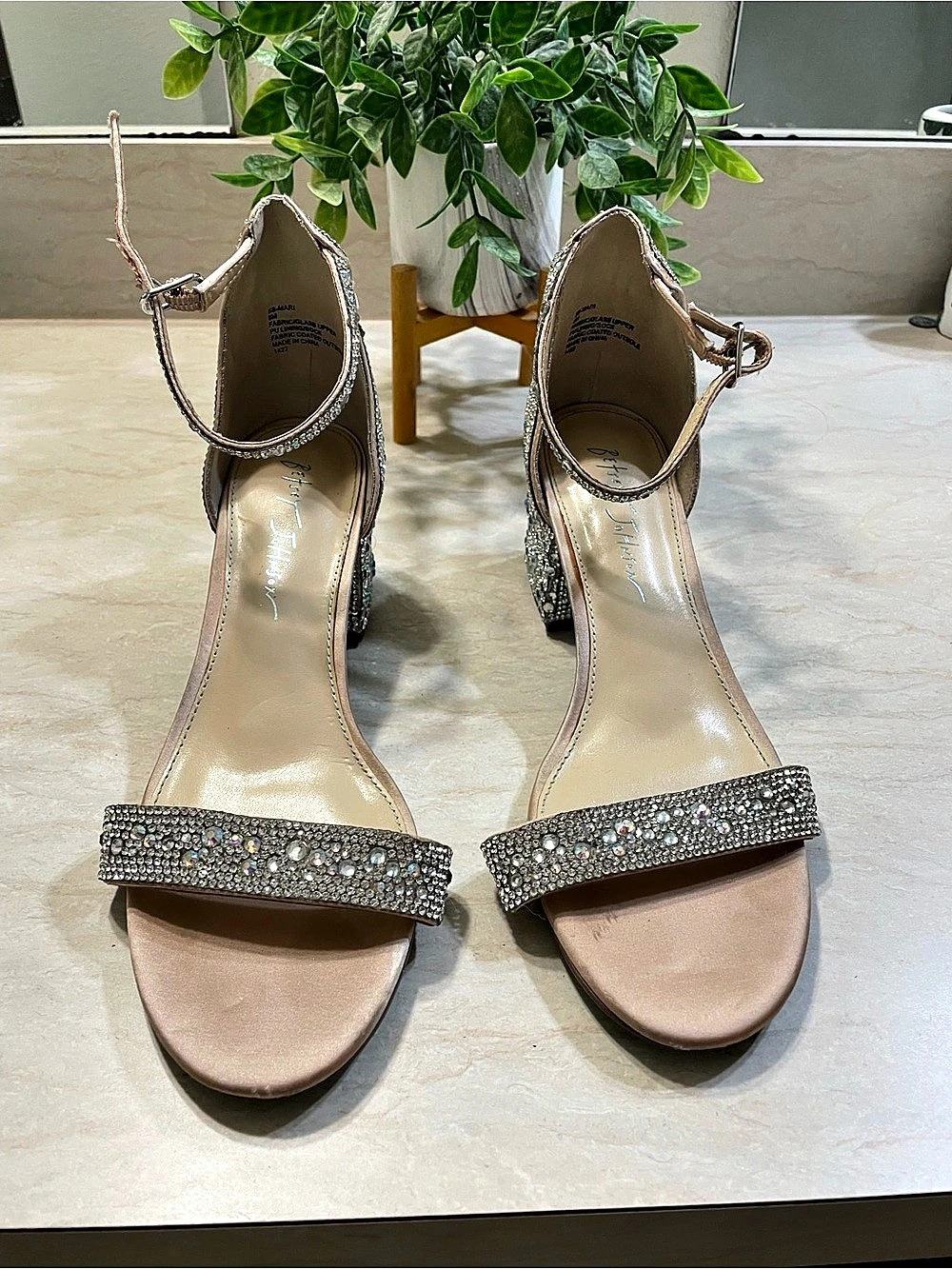 Betsey Johnson Heels in Pink & Silver Like New